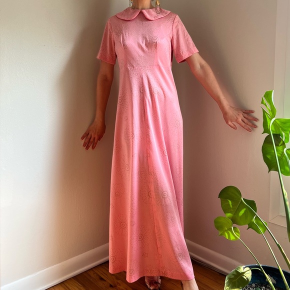 Pink 70s Vintage Maxi w/ Peter Pan Collar Size 4 / 6 - Picture 3 of 7